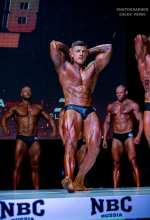 CLASSIC PHYSIQUE НОВИЧКИ